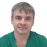 Врач Петряков Михаил Николаевич